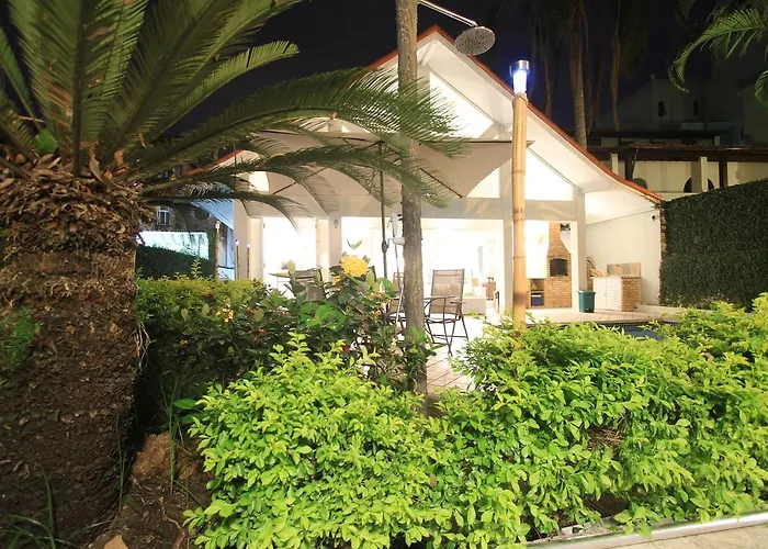 Ref House Barra Da TijucaPousada